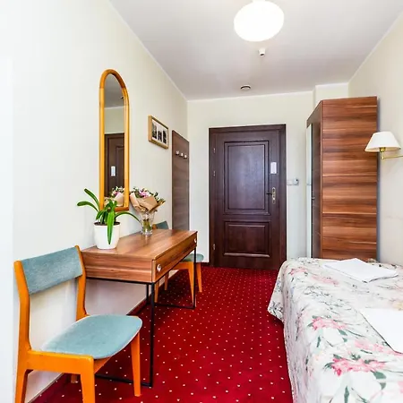 Carlton Bed & Breakfast 2*