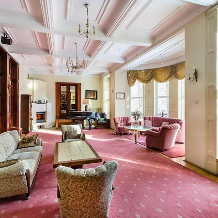 Carlton Bed & Breakfast