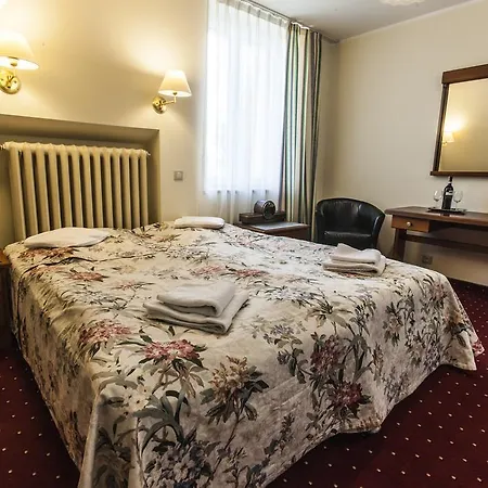 Carlton Bed & Breakfast 2*
