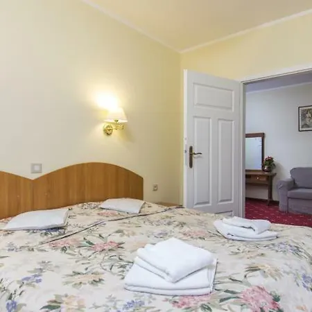 Carlton Bed & Breakfast 2*